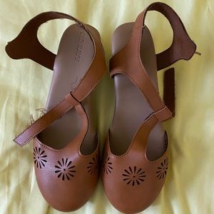 Old navy sandals